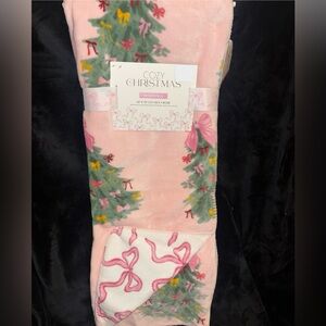Reversible Blanket with Festive Trees on one side & Beautiful Pink Bows on other